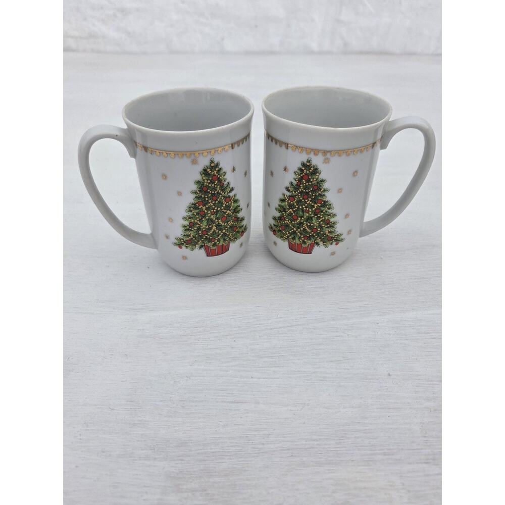 George Good Coffee Mugs Tea Cups (2) Christmas Tree Holiday Design White Vintage